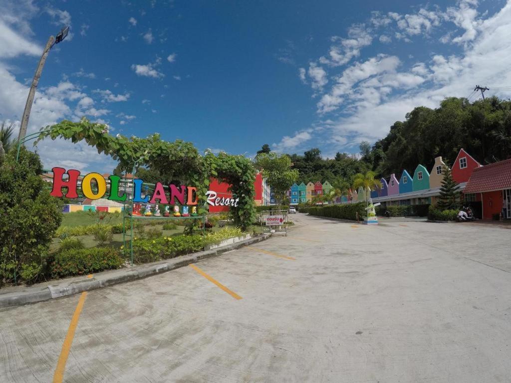 Holland Resort Phuket Exterior foto