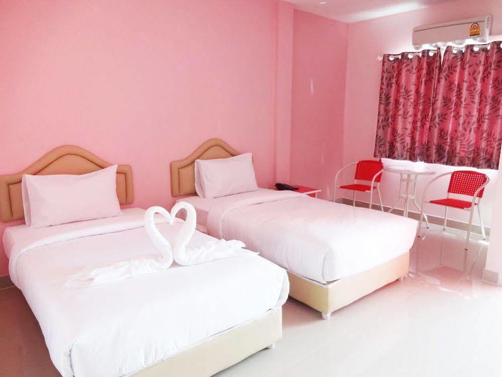 Holland Resort Phuket Exterior foto